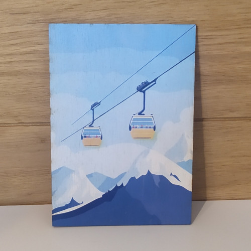 Carte postal en bois télécabine et montagne alpes
