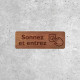 Signalétique Bois Accueil Sonnez et Entrez