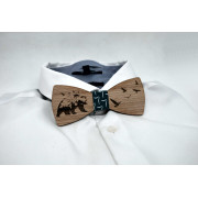 Bow tie in wood, bear motif