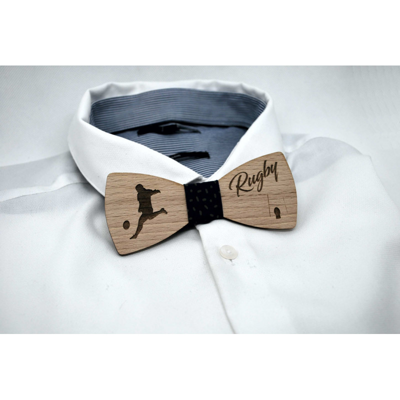 Bow tie in wood, rugby pattern