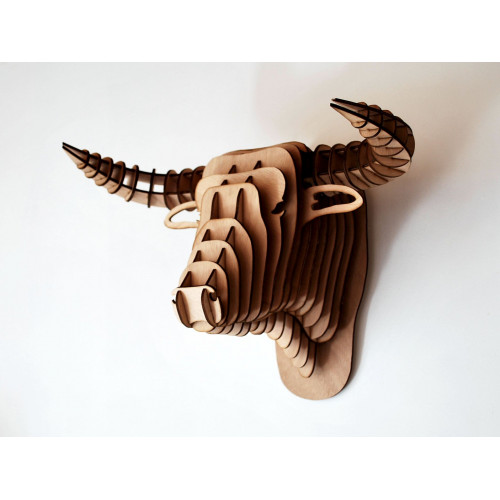 Cabeza de toro de madera 64 cm.