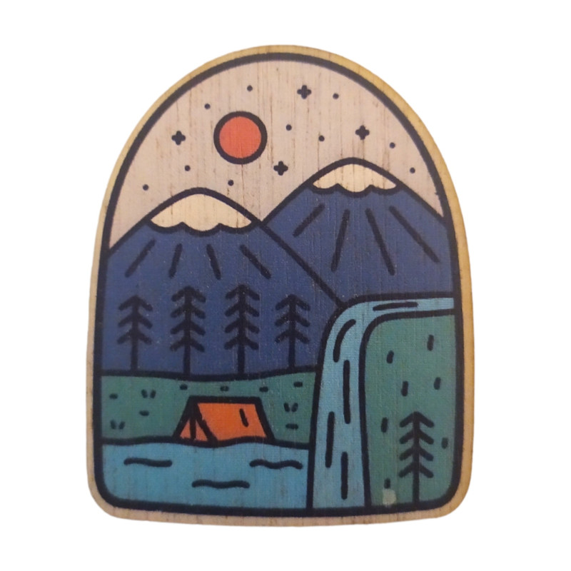 Magnet imprimé en bois Volcan et Tente — 5 cm, contreplaqué 3mm, fabriqué en France