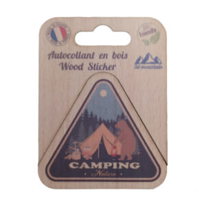 Sticker en bois Camping Nature — 9,4x7 cm, biodégradable, fabriqué en France