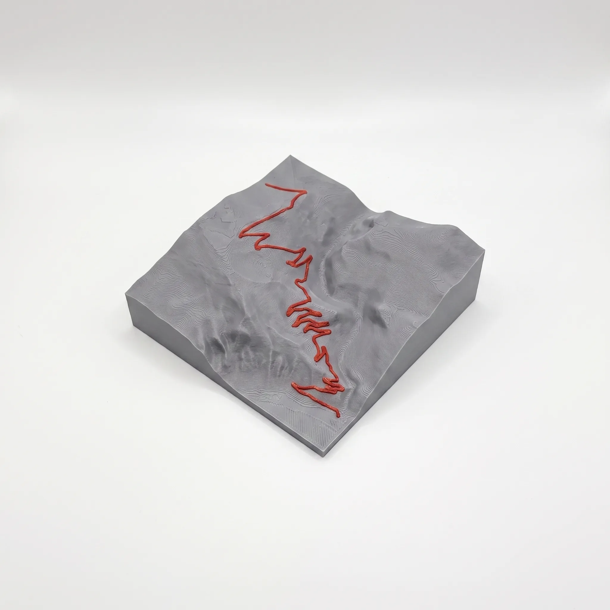 Carte 3D Alpe d'Huez – Trophée topographique relief du col mythique — Montagne seule · Gris mat / Rouge