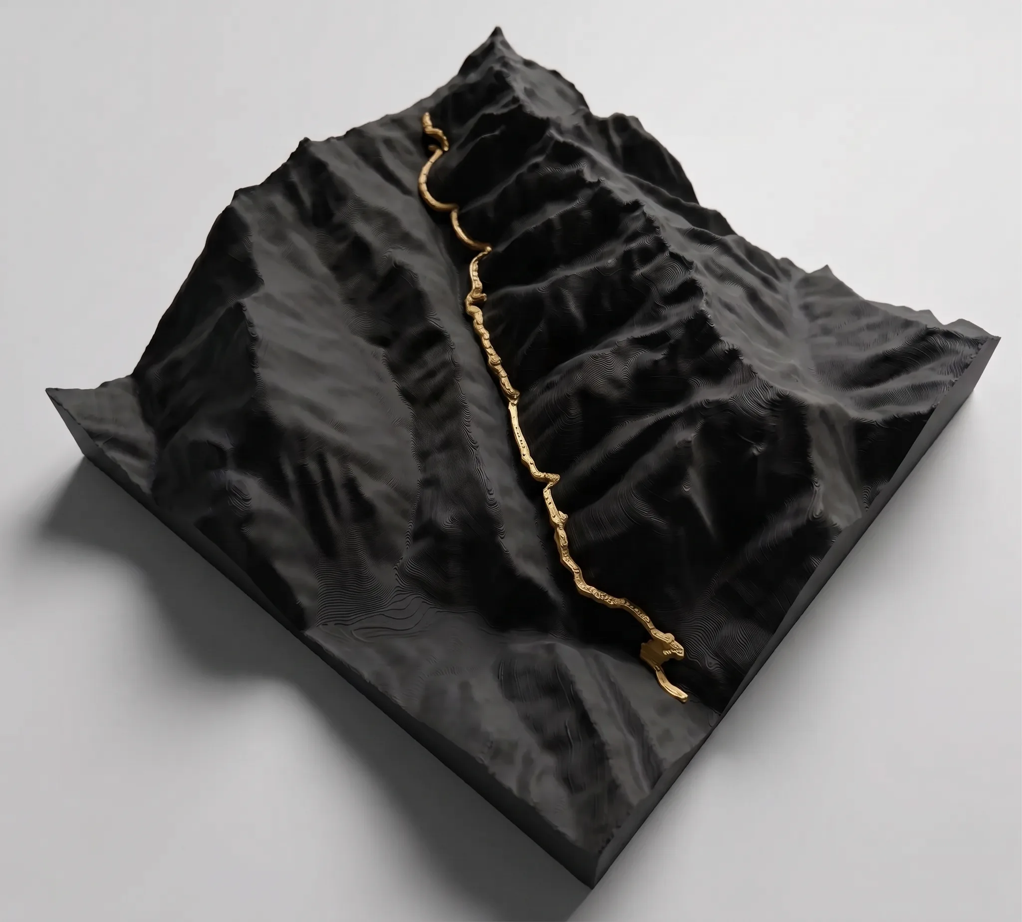 Col de la Madeleine — Carte 3D relief — Montagne seule · Noir mat / Or